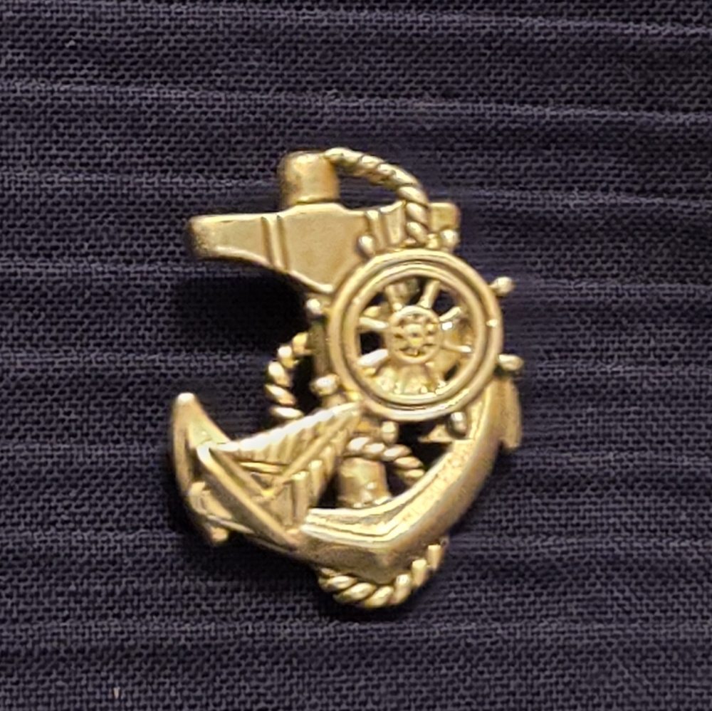 Silver Anchor Brooch